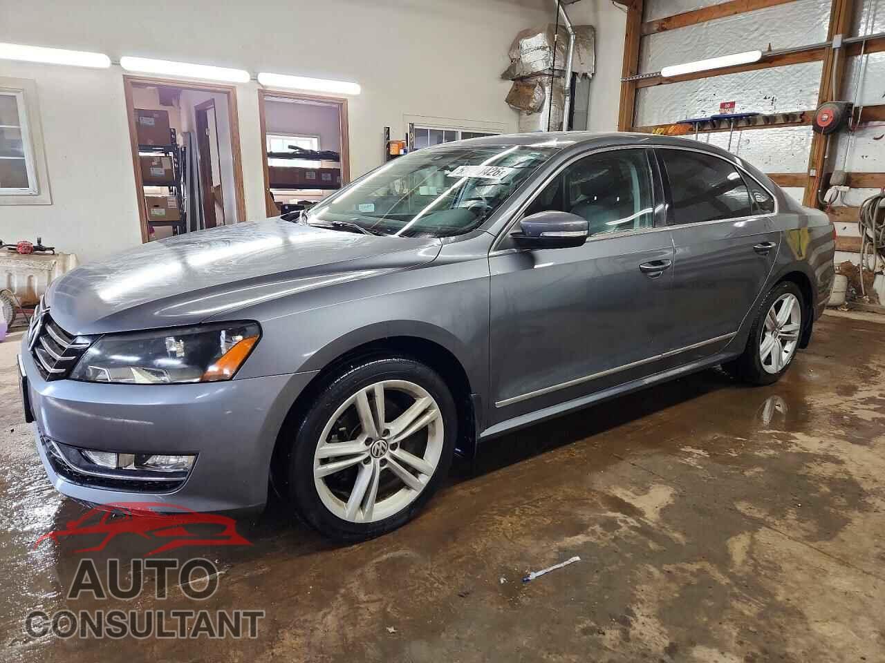 VOLKSWAGEN PASSAT 2014 - 1VWCS7A34EC090765