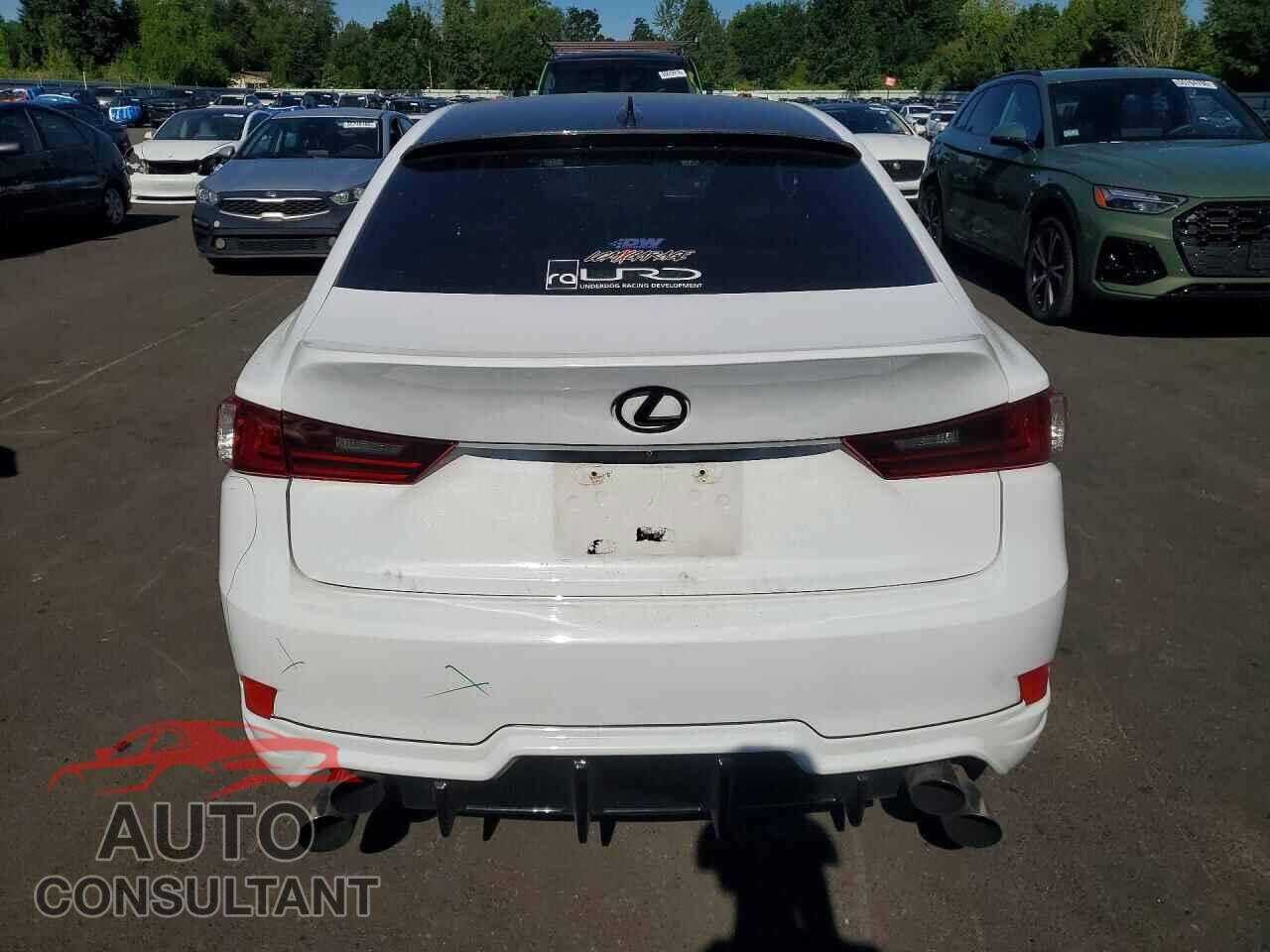 LEXUS IS 2015 - JTHBE1D28F5020907