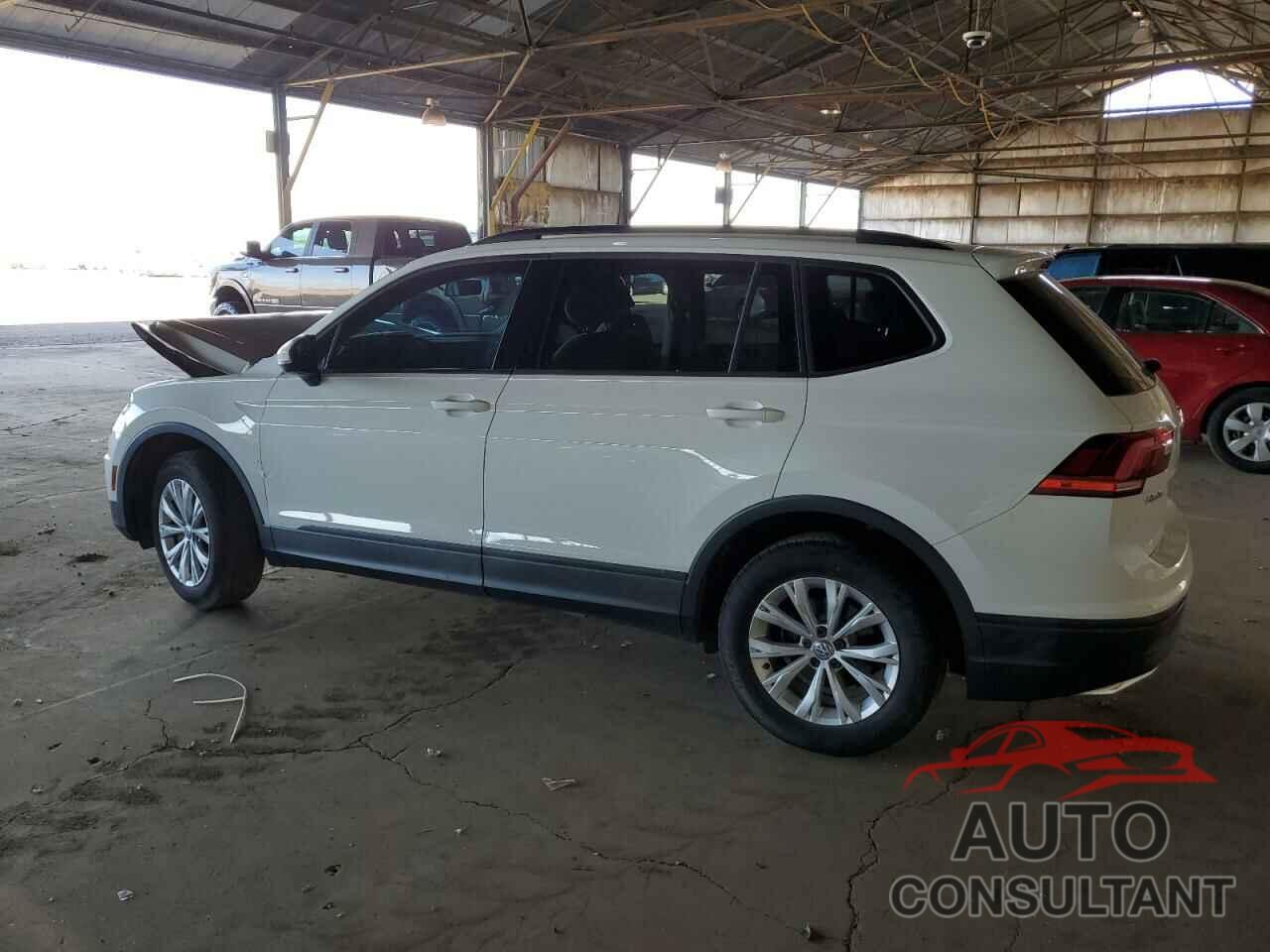 VOLKSWAGEN TIGUAN 2018 - 3VV0B7AX6JM121727