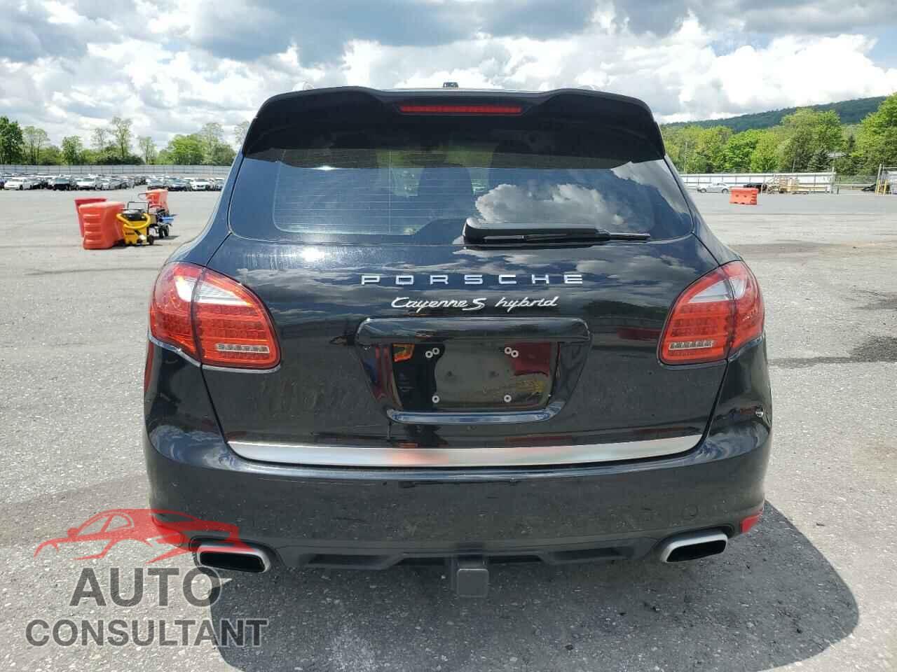 PORSCHE CAYENNE 2013 - WP1AE2A2XDLA15786