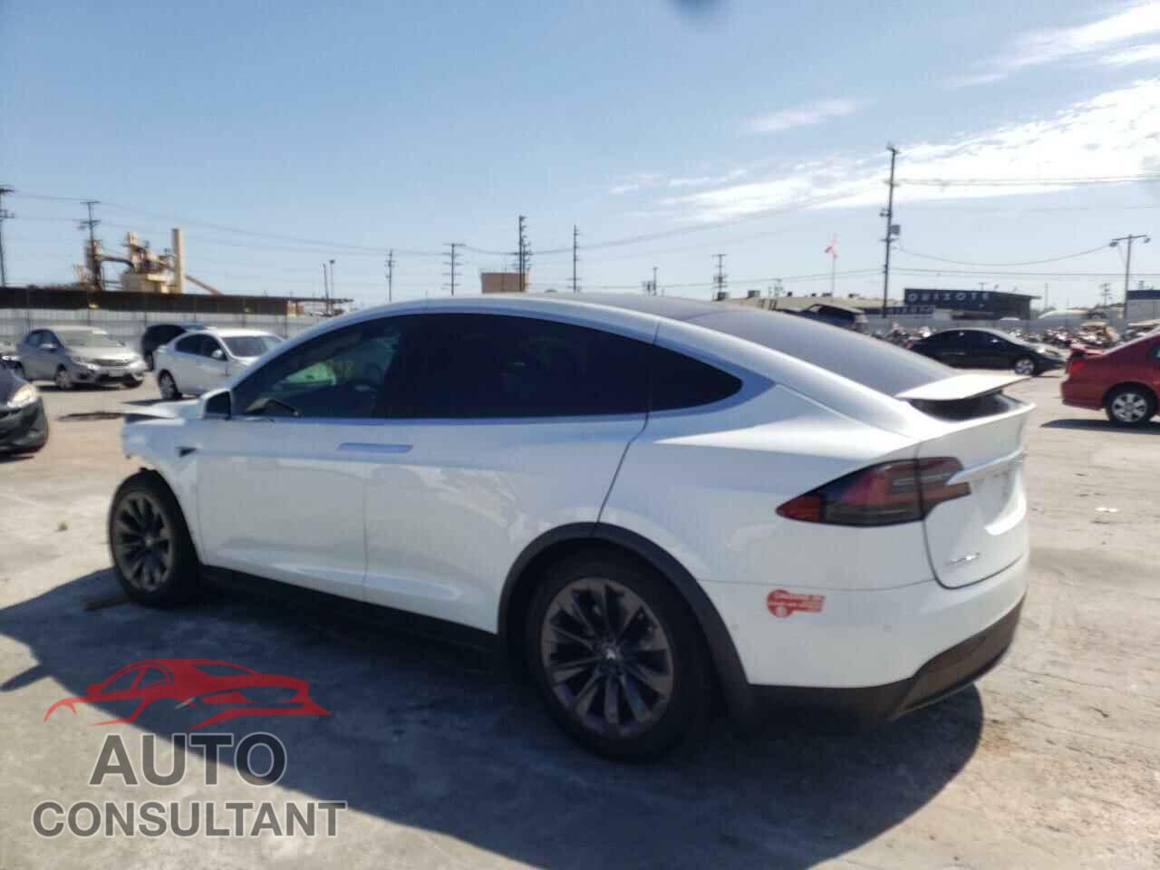 TESLA MODEL X 2018 - 5YJXCBE22JF109641