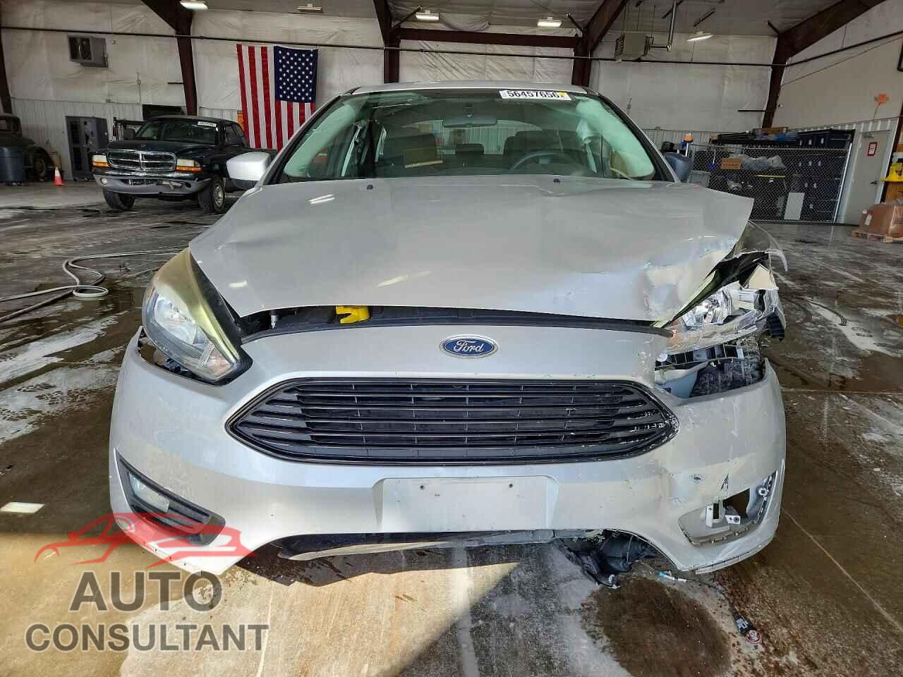 FORD FOCUS 2018 - 1FADP3FE4JL265172
