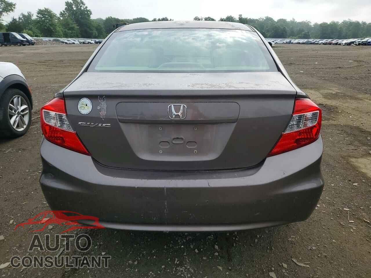 HONDA CIVIC 2012 - 2HGFB2F50CH569323