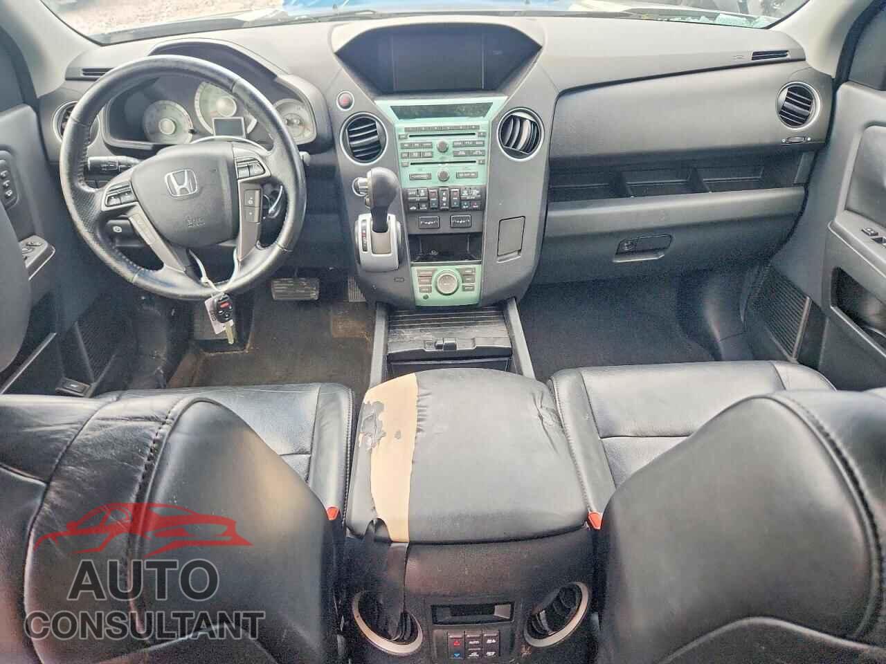 HONDA PILOT 2011 - 5FNYF4H95BB037366