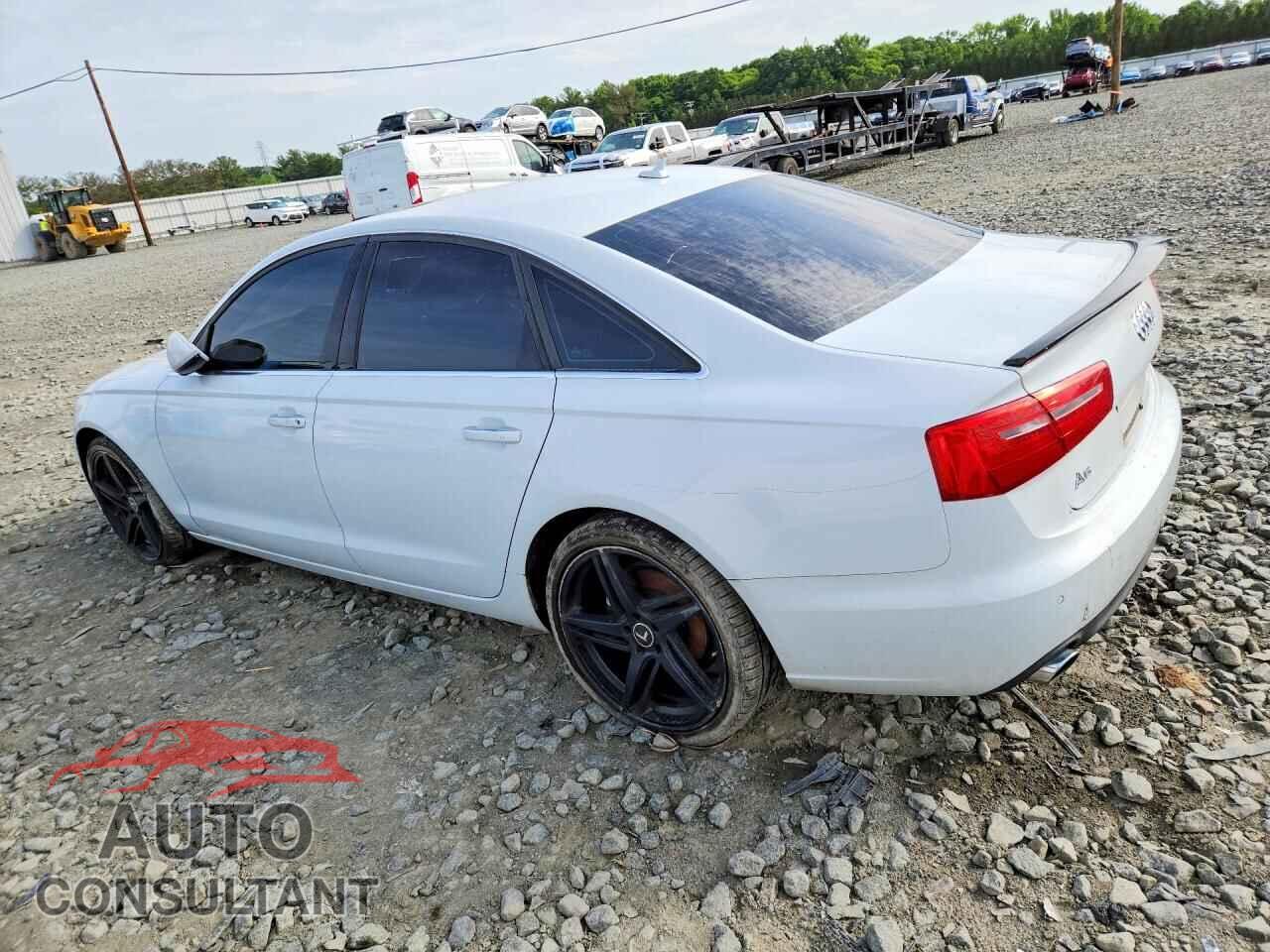 AUDI A6 2013 - WAUGFAFC7DN088703