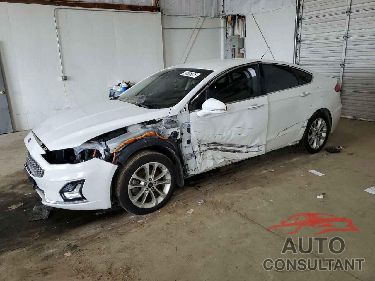 FORD FUSION 2019 - 3FA6P0SU3KR104674