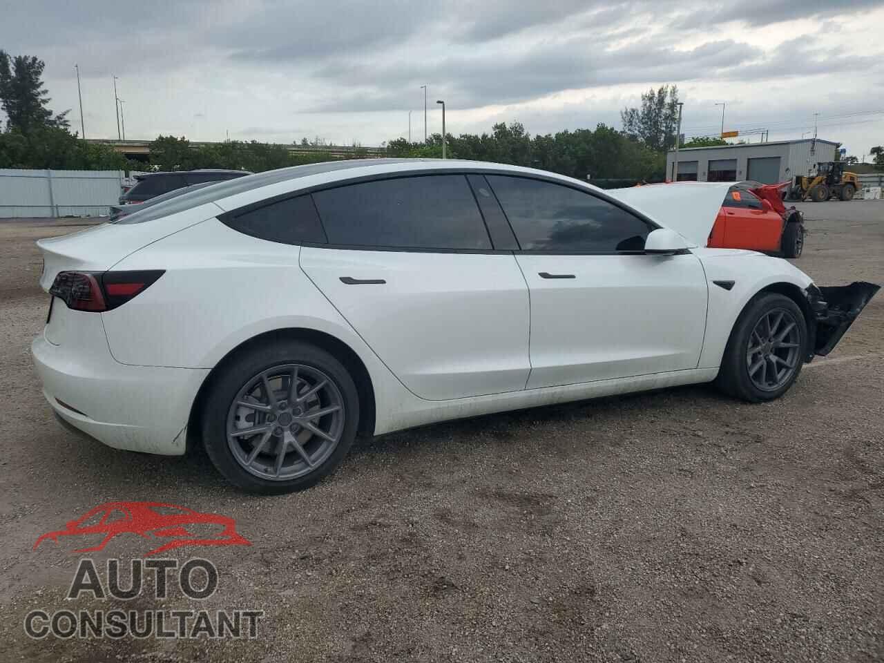 TESLA MODEL 3 2023 - 5YJ3E1EA4PF512703