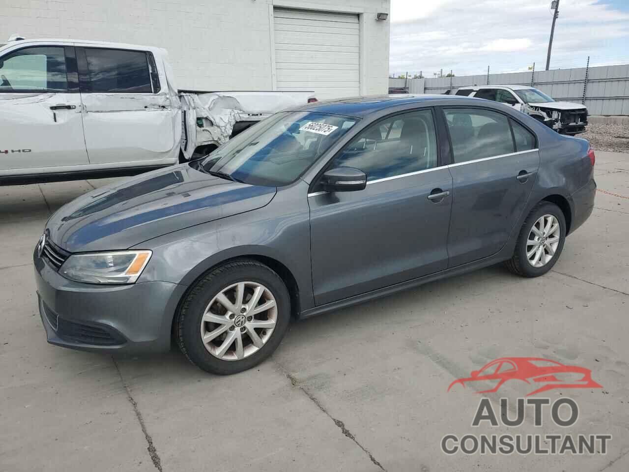 VOLKSWAGEN JETTA 2013 - 3VWDX7AJ6DM427910