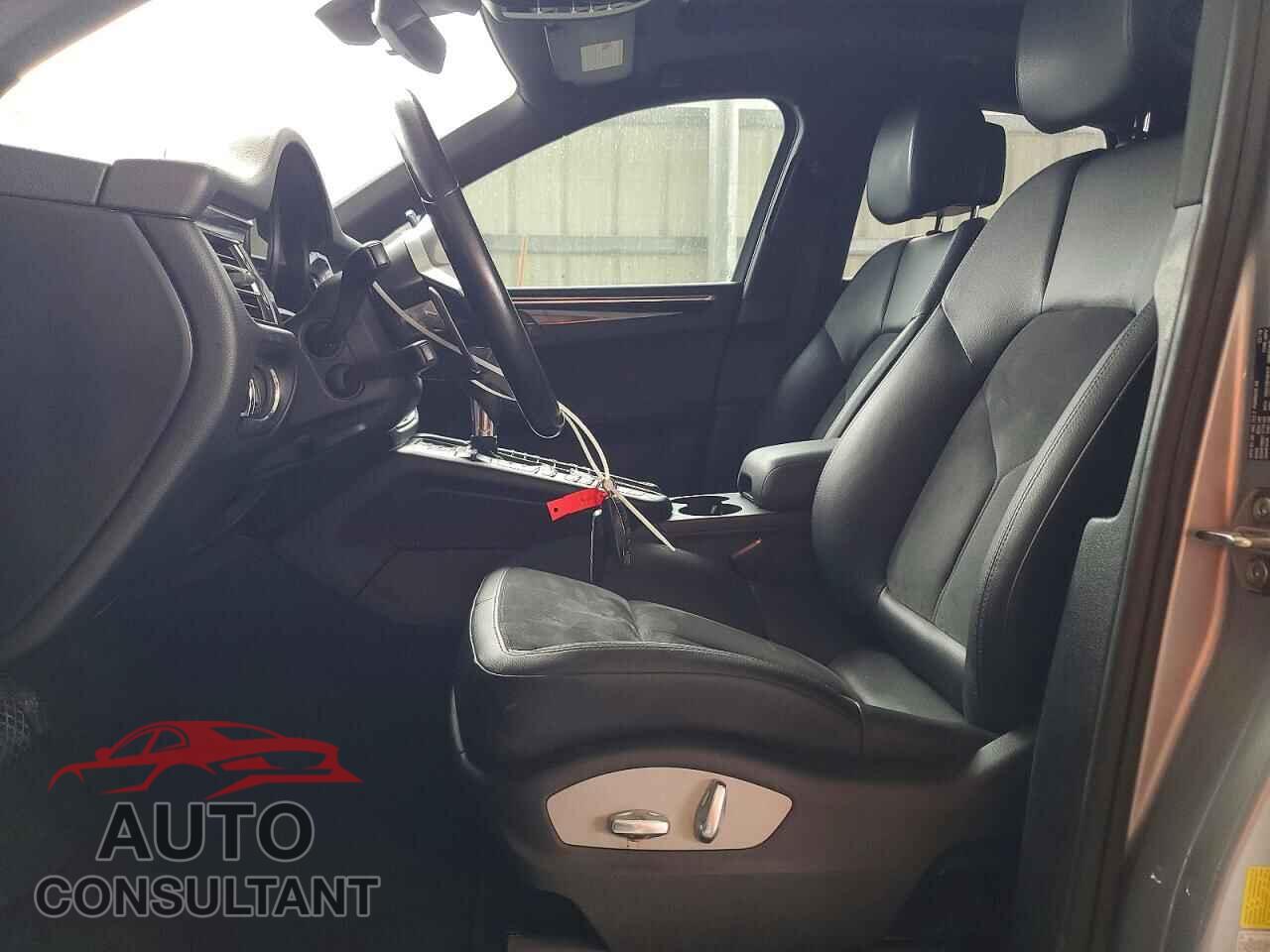 PORSCHE MACAN 2019 - WP1AA2A5XKLB01683