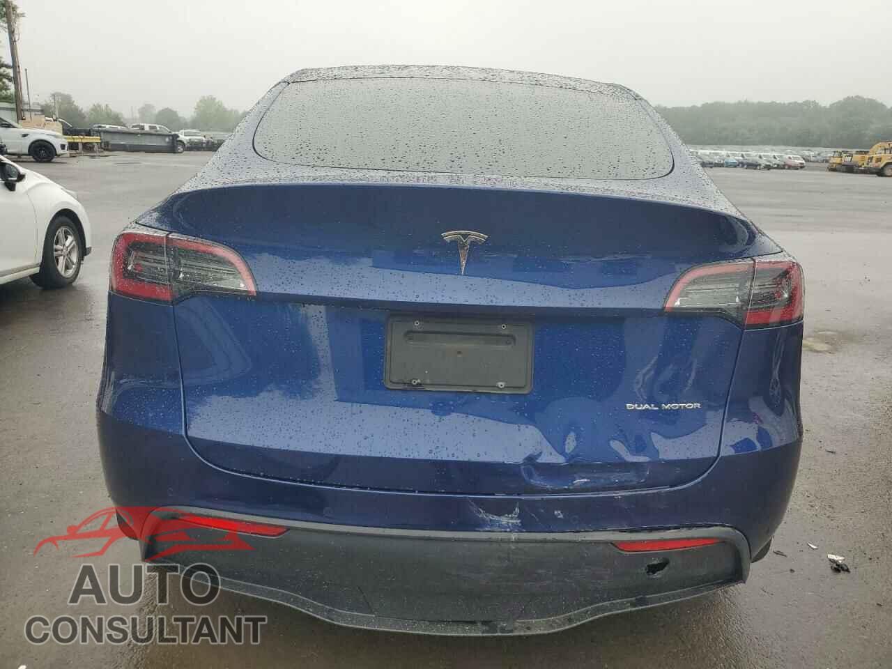 TESLA MODEL Y 2022 - 7SAYGDEE3NF425640