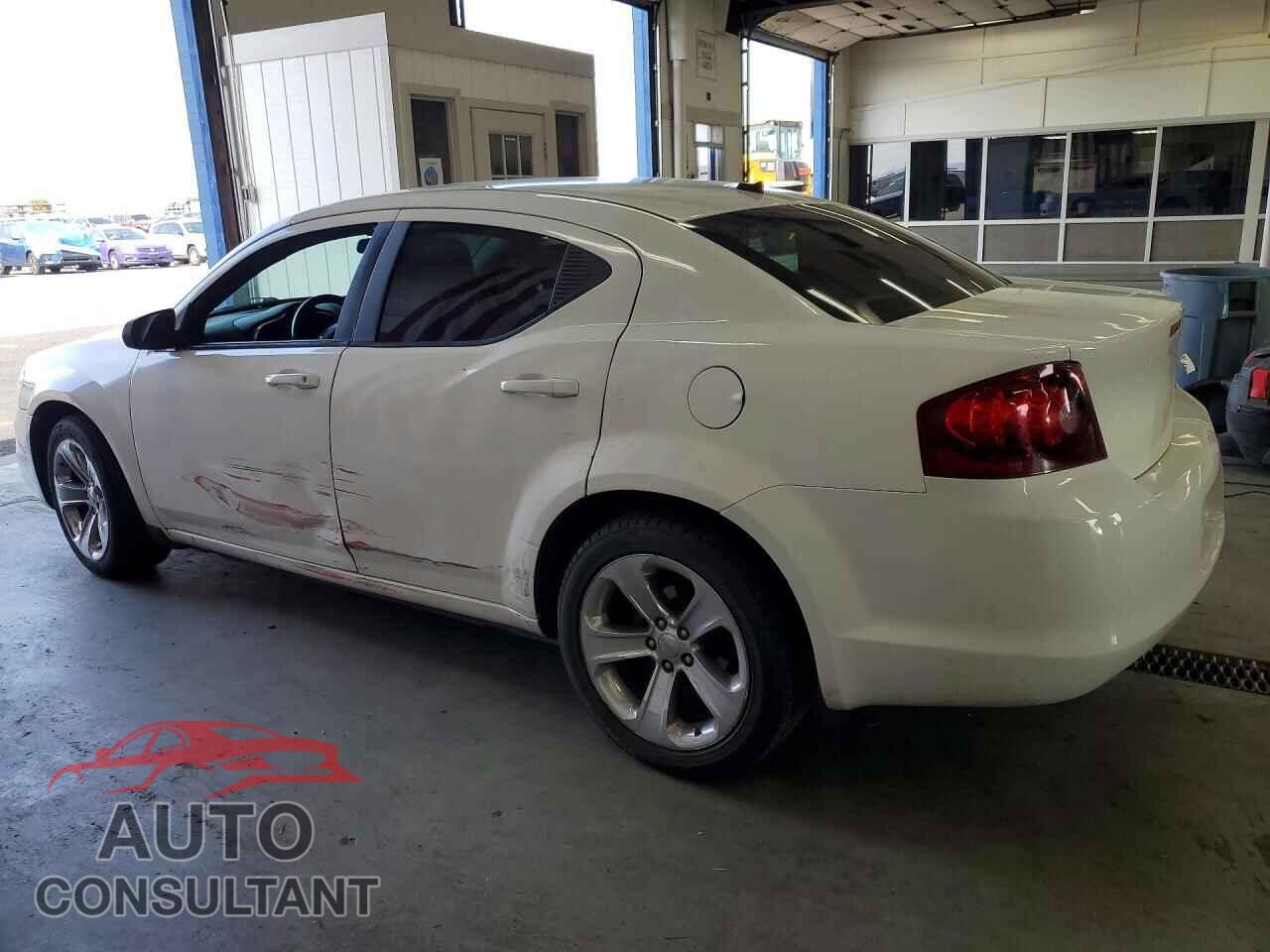DODGE AVENGER 2011 - 1B3BD1FB3BN557326