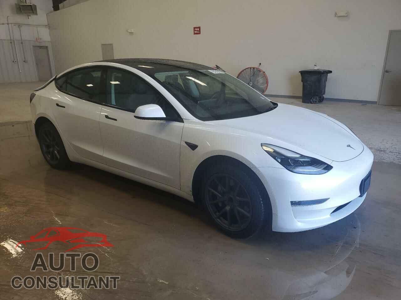 TESLA MODEL 3 2023 - 5YJ3E1EA8PF433535