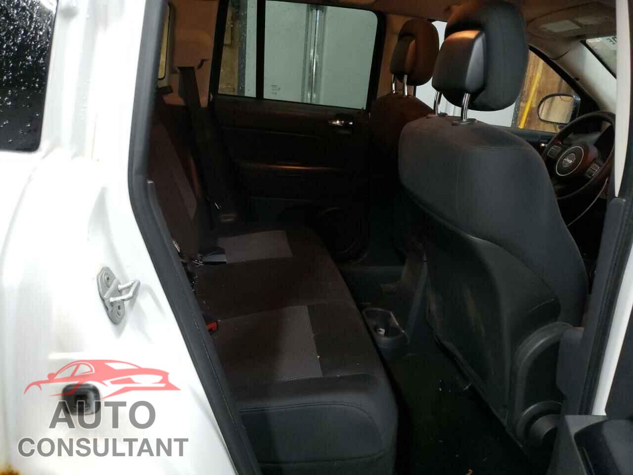 JEEP COMPASS 2013 - 1C4NJDAB2DD269612