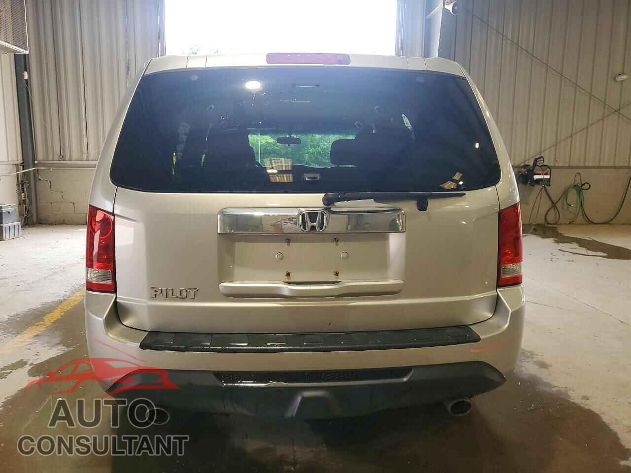 HONDA PILOT 2012 - 5FNYF3H45CB033088