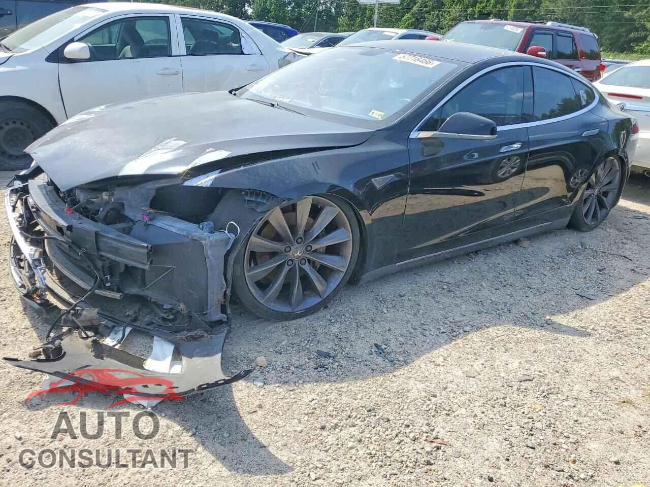TESLA MODEL S 2013 - 5YJSA1CP5DFP08823