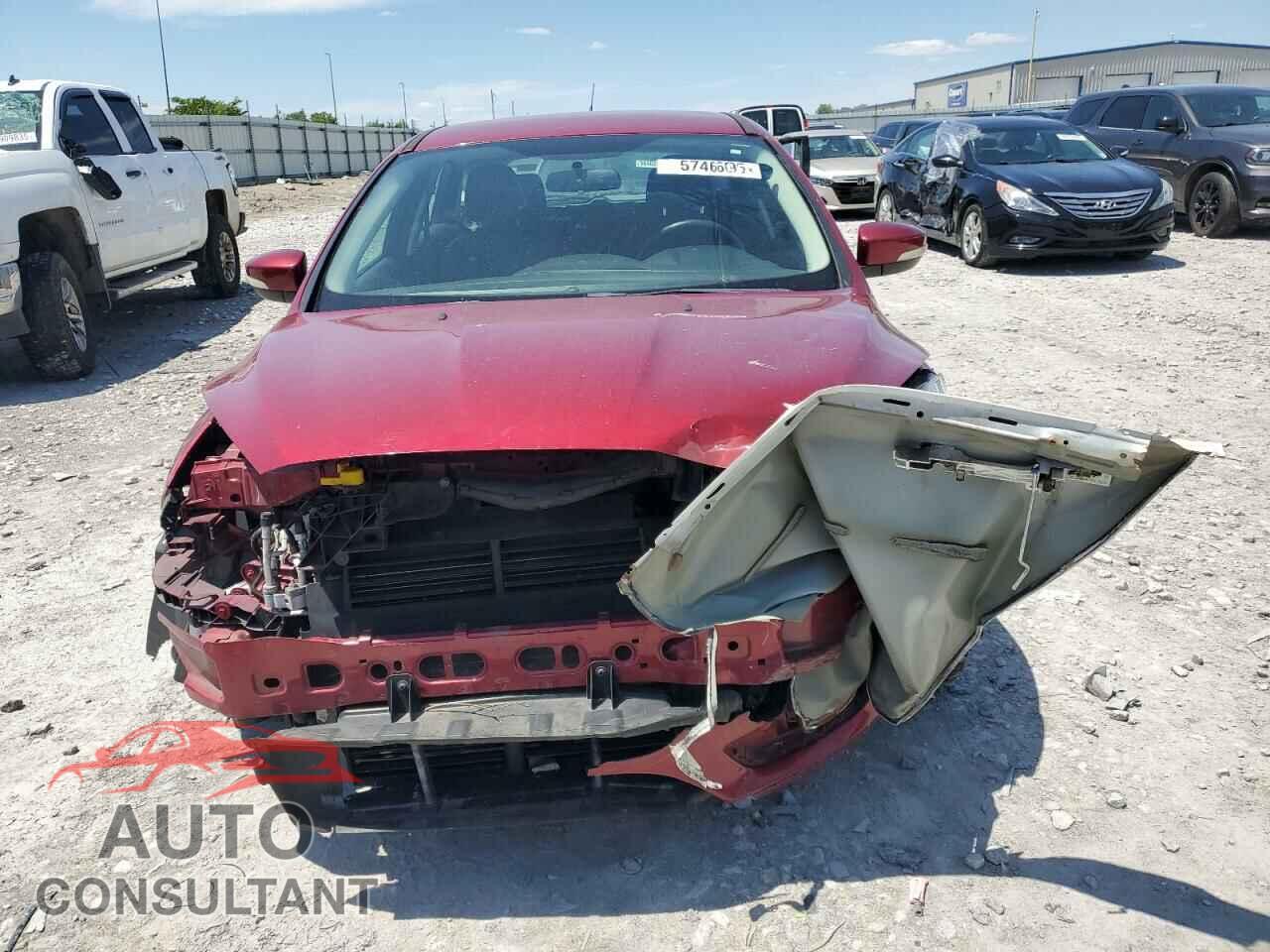 FORD FOCUS 2016 - 1FADP3N26GL202929