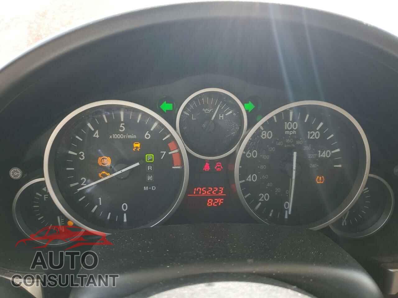 MAZDA MX5 2012 - JM1NC2PF2C0221297