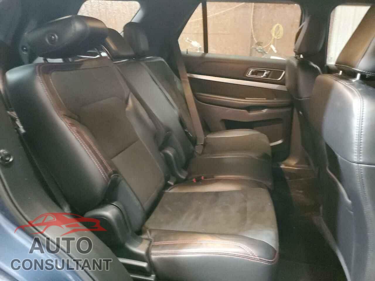 FORD EXPLORER 2018 - 1FM5K8D8XJGB73348