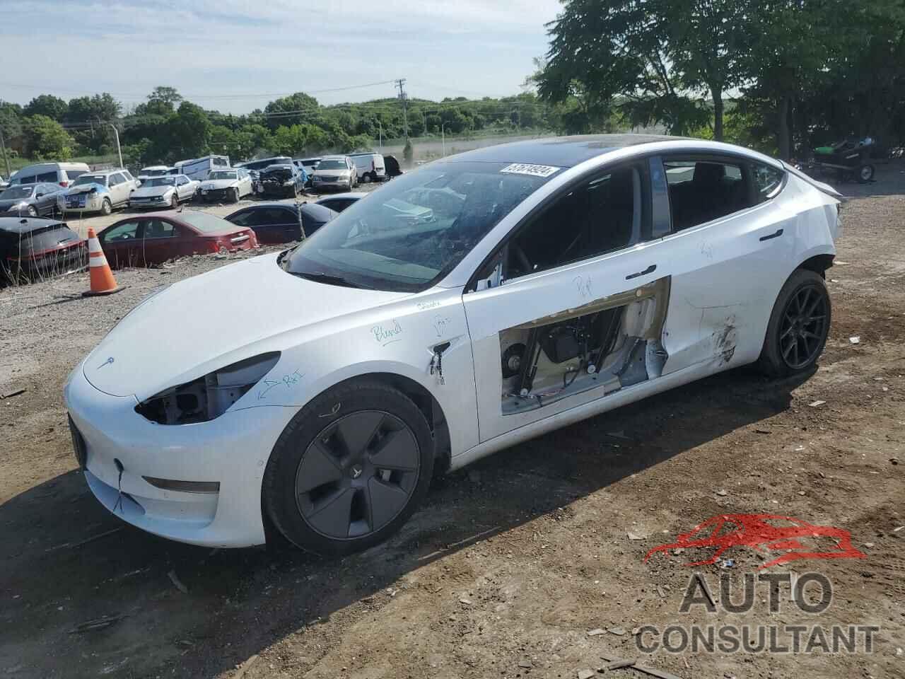 TESLA MODEL 3 2022 - 5YJ3E1EAXNF120967