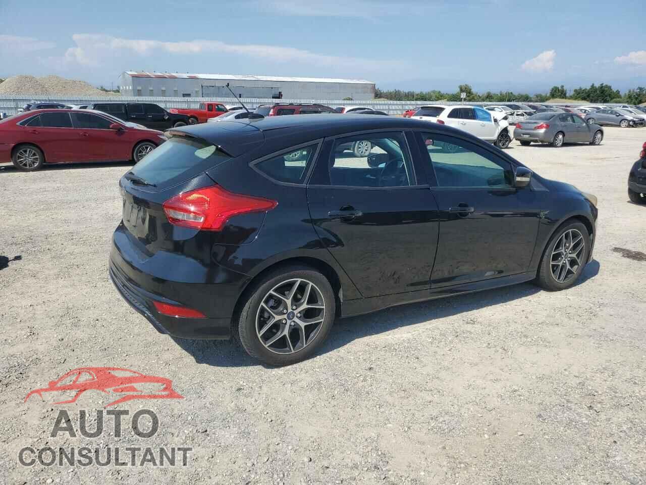 FORD FOCUS 2015 - 1FADP3K24FL222261