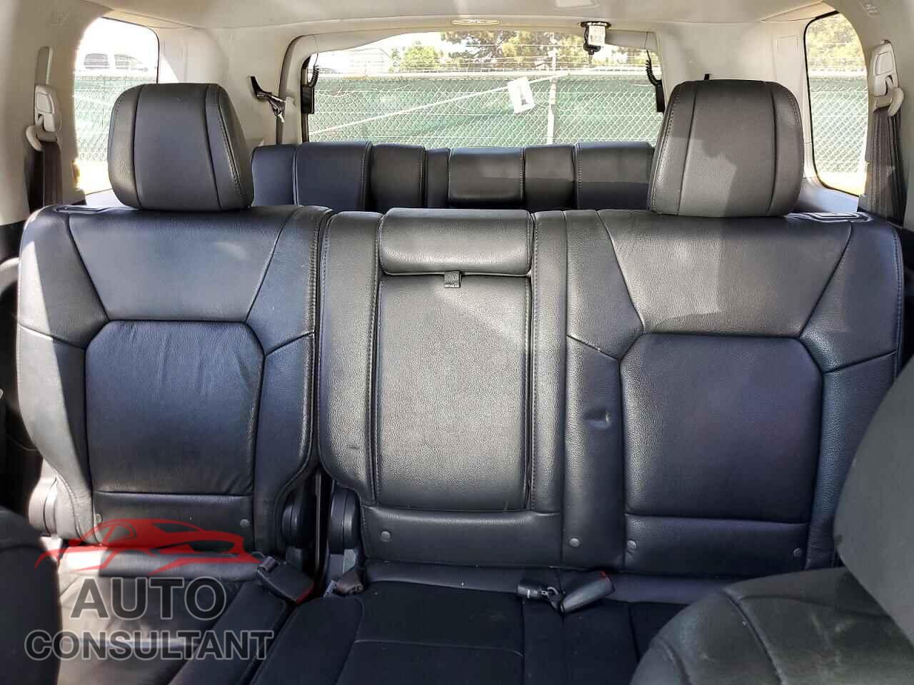 HONDA PILOT 2013 - 5FNYF4H56DB068321