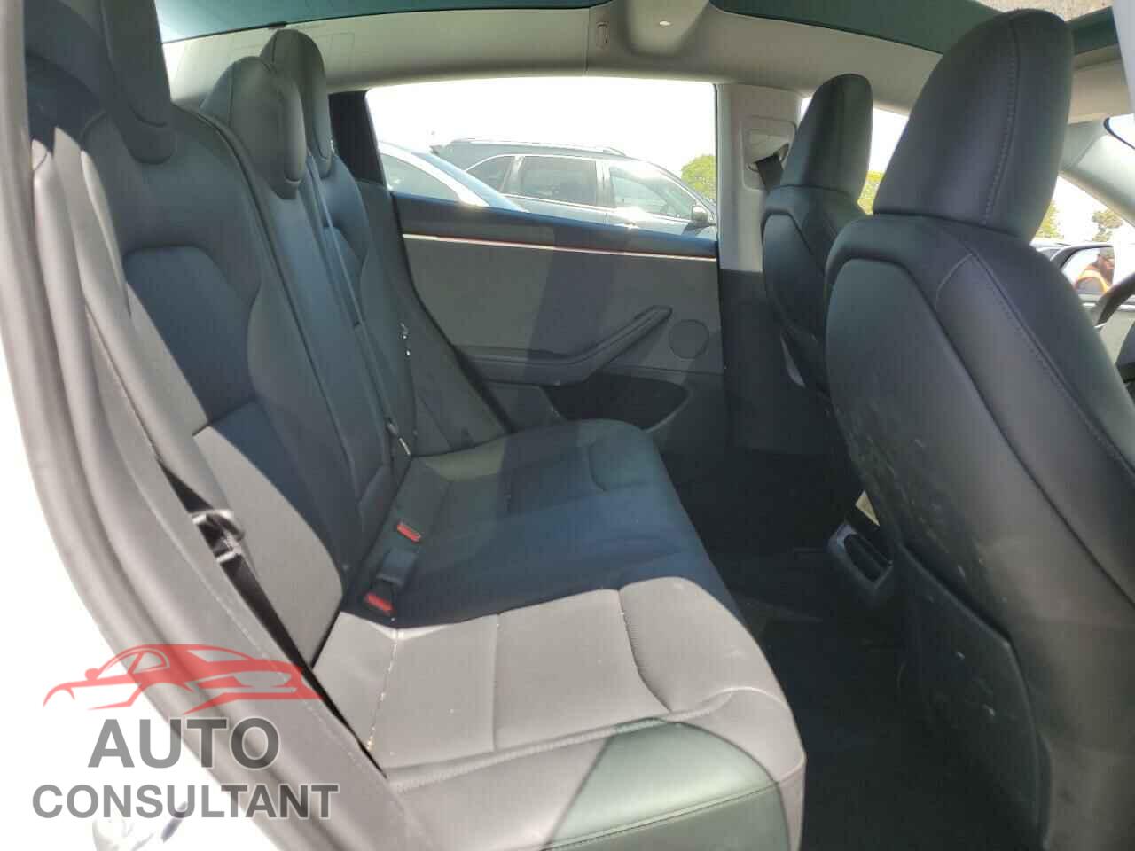 TESLA MODEL 3 2025 - 5YJ3E1EA8SF903460