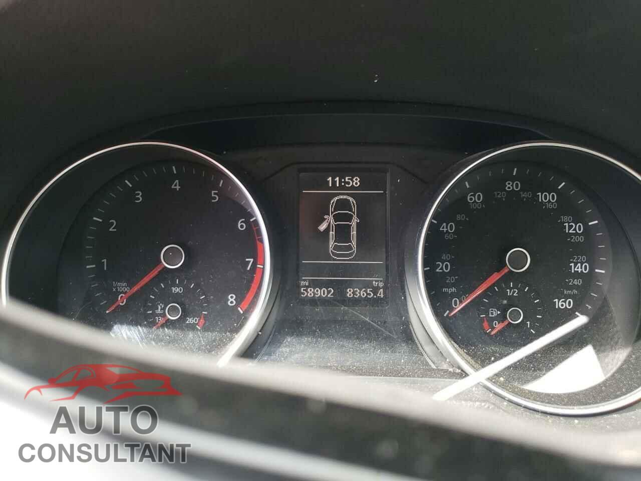 VOLKSWAGEN PASSAT 2017 - 1VWAT7A39HC017836