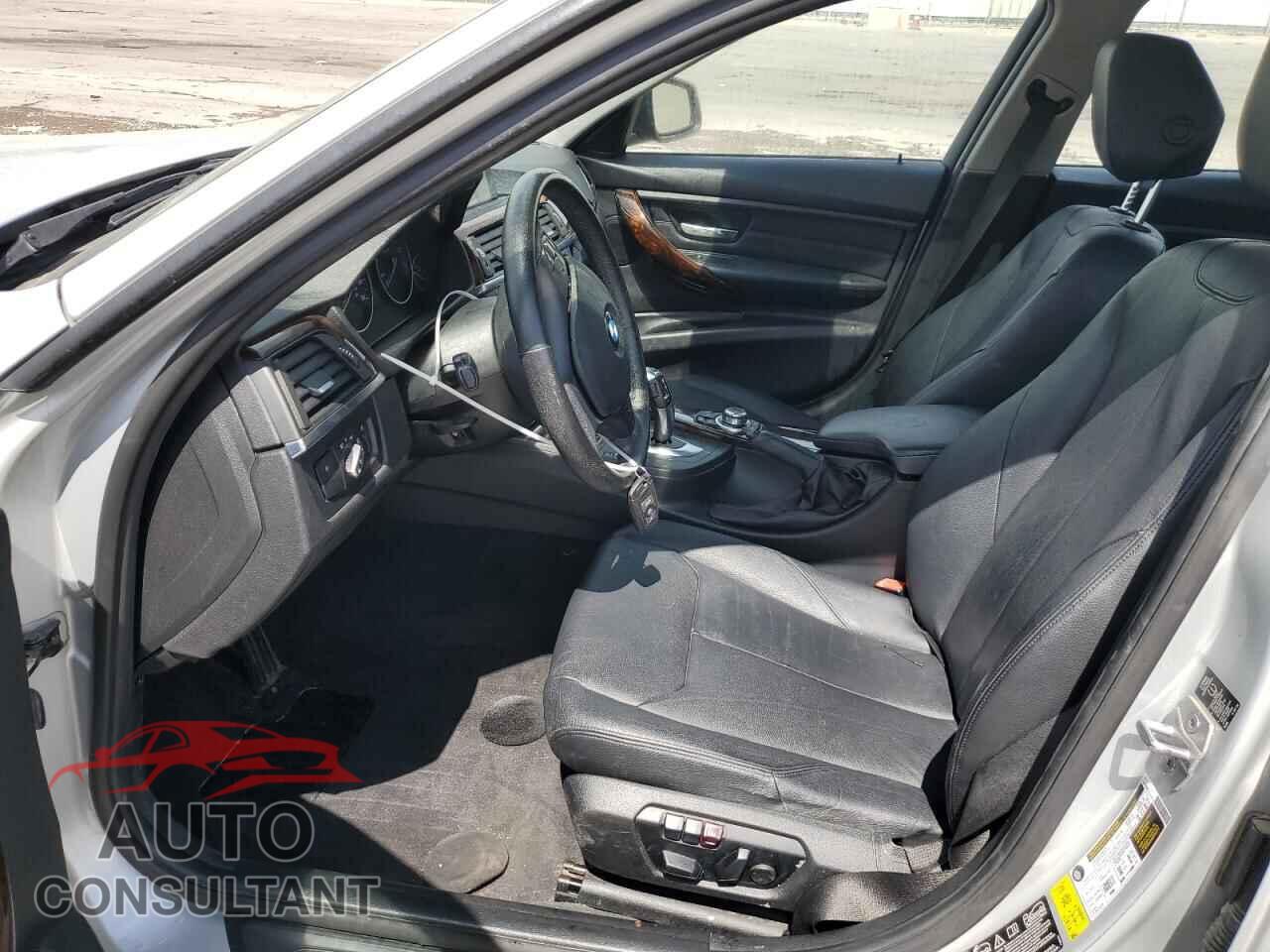 BMW 3 SERIES 2013 - WBA3B5C57DF590614