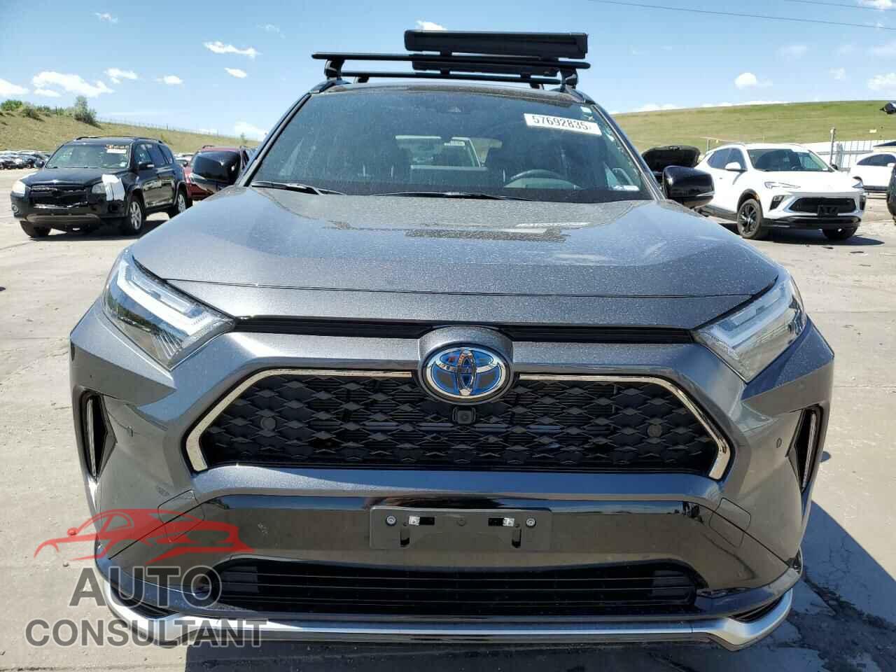 TOYOTA RAV4 2024 - JTMFB3FV7RD185694