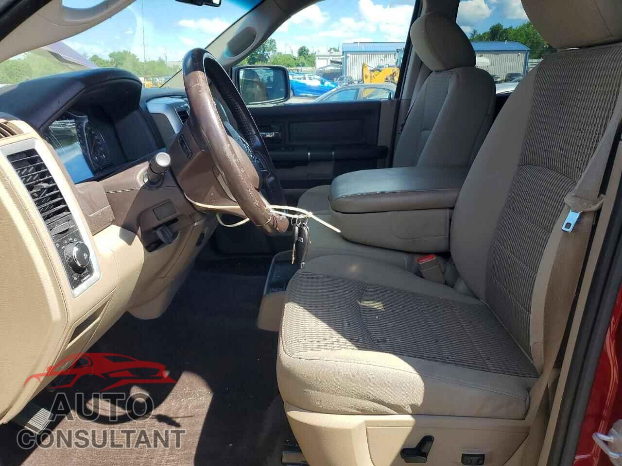 DODGE RAM 1500 2012 - 1C6RD7LP8CS267593