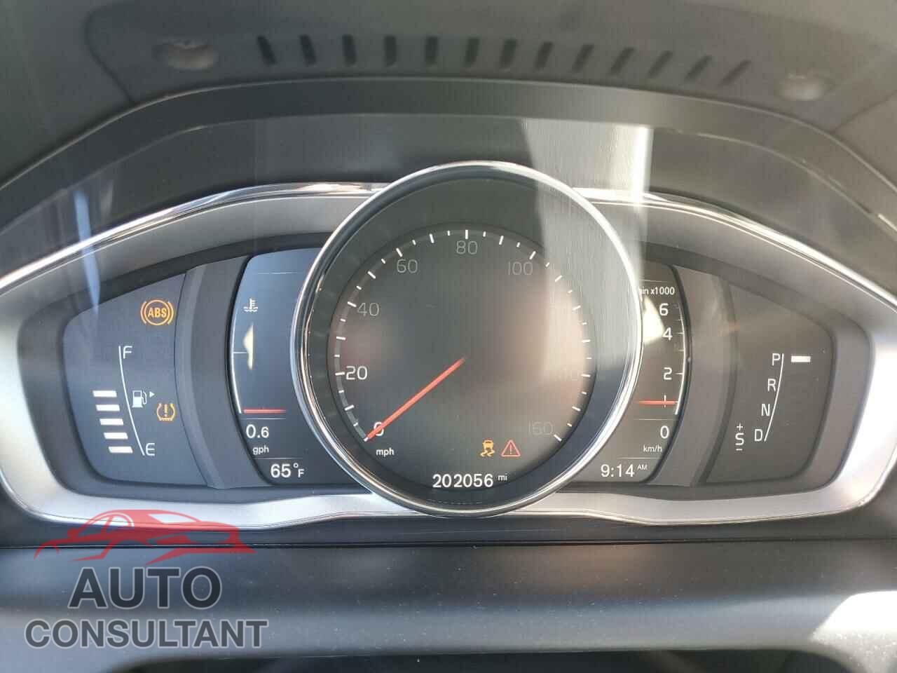 VOLVO XC60 2017 - YV440MRU8H2024901