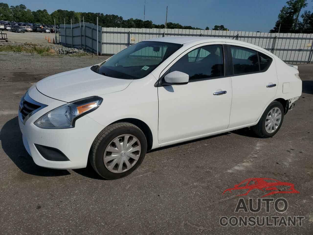 NISSAN VERSA 2018 - 3N1CN7AP8JL840134