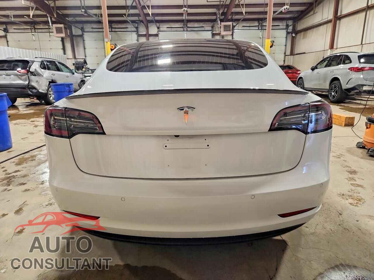 TESLA MODEL 3 2020 - 5YJ3E1EA6LF658949