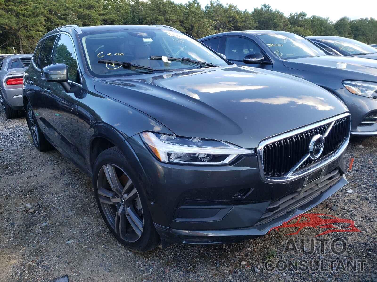 VOLVO XC60 2018 - LYV102RK1JB082863