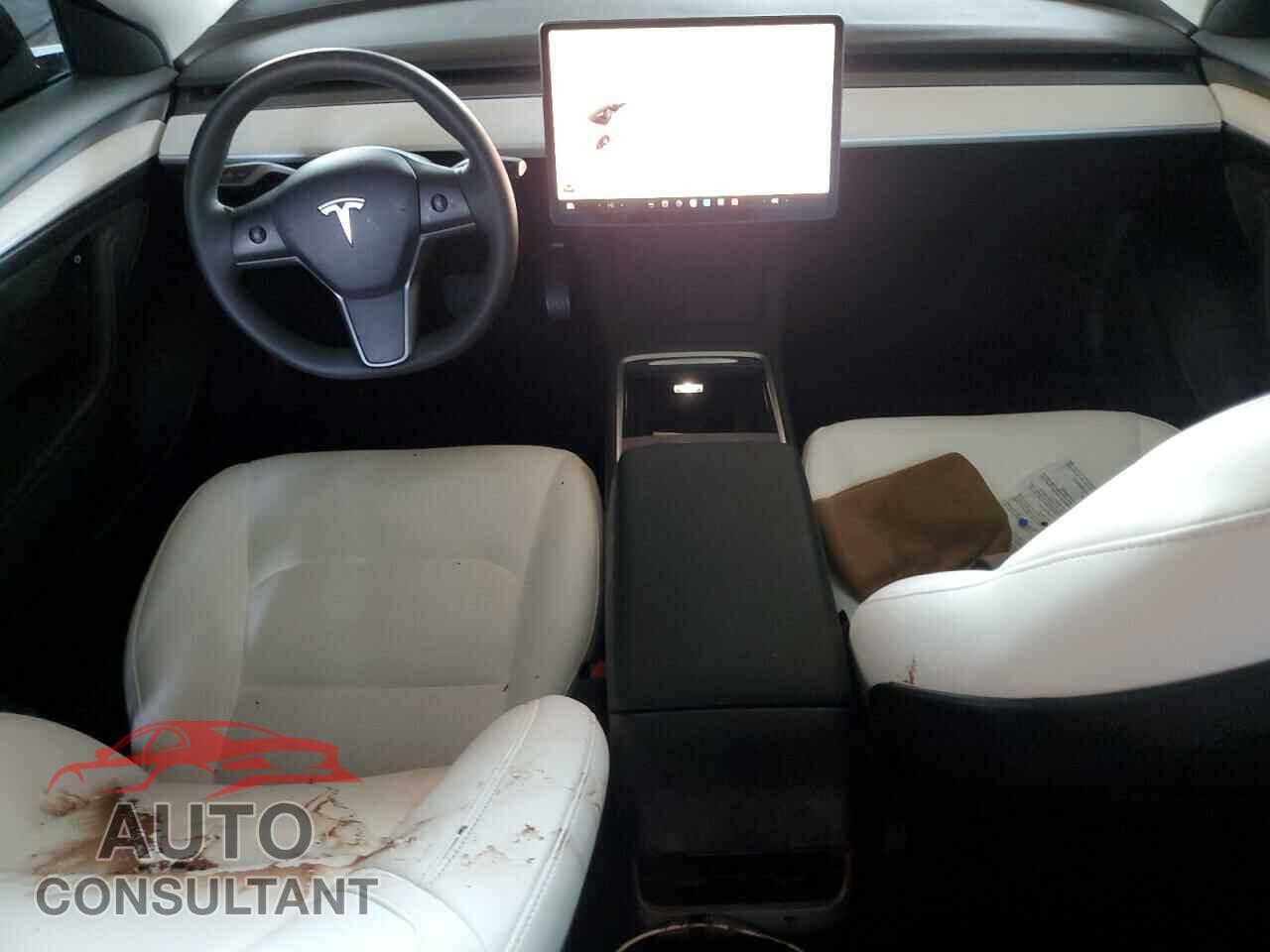 TESLA MODEL 3 2023 - 5YJ3E1EA0PF551644