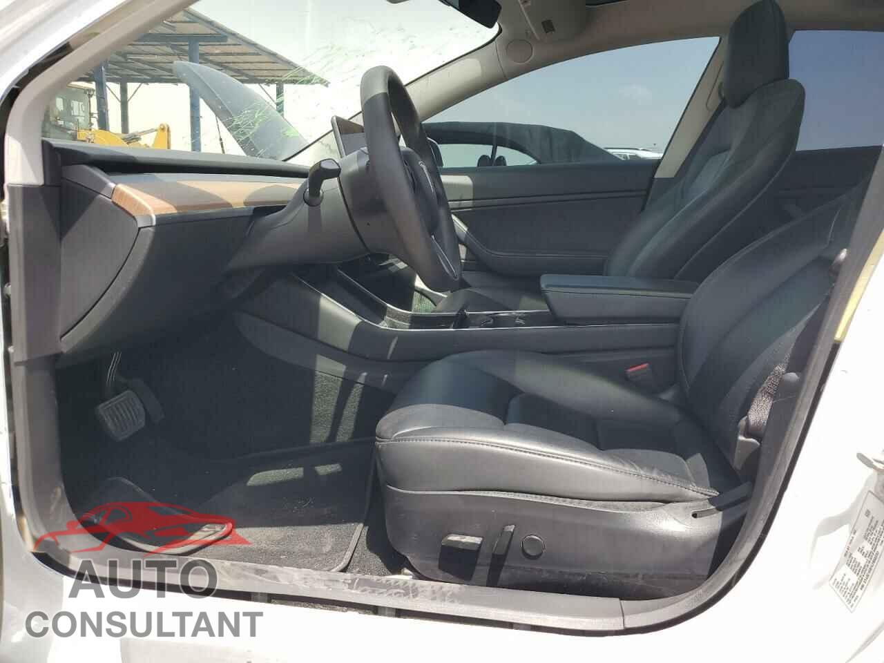 TESLA MODEL 3 2020 - 5YJ3E1EB1LF808233