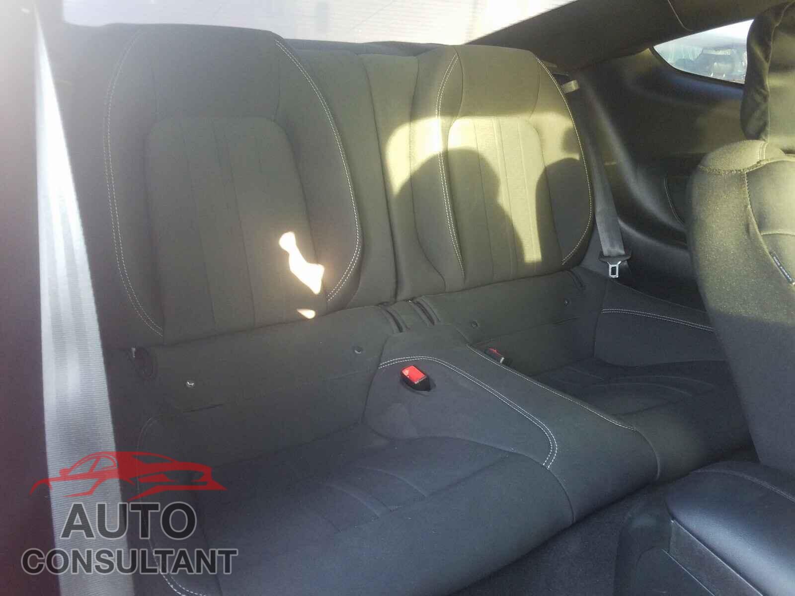 FORD MUSTANG 2020 - 1FA6P8THXL5125073