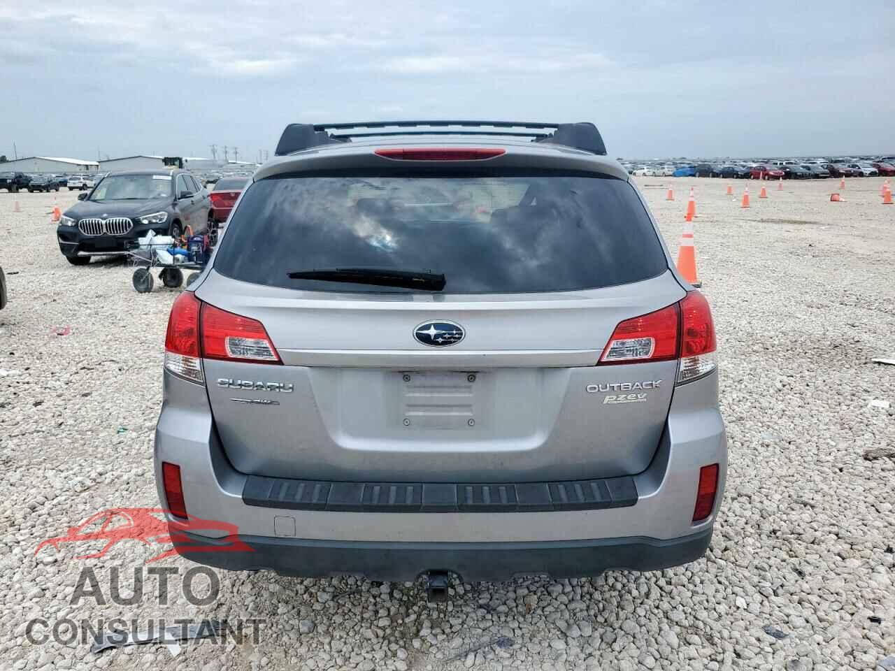 SUBARU OUTBACK 2010 - 4S4BRBKC9A3379674