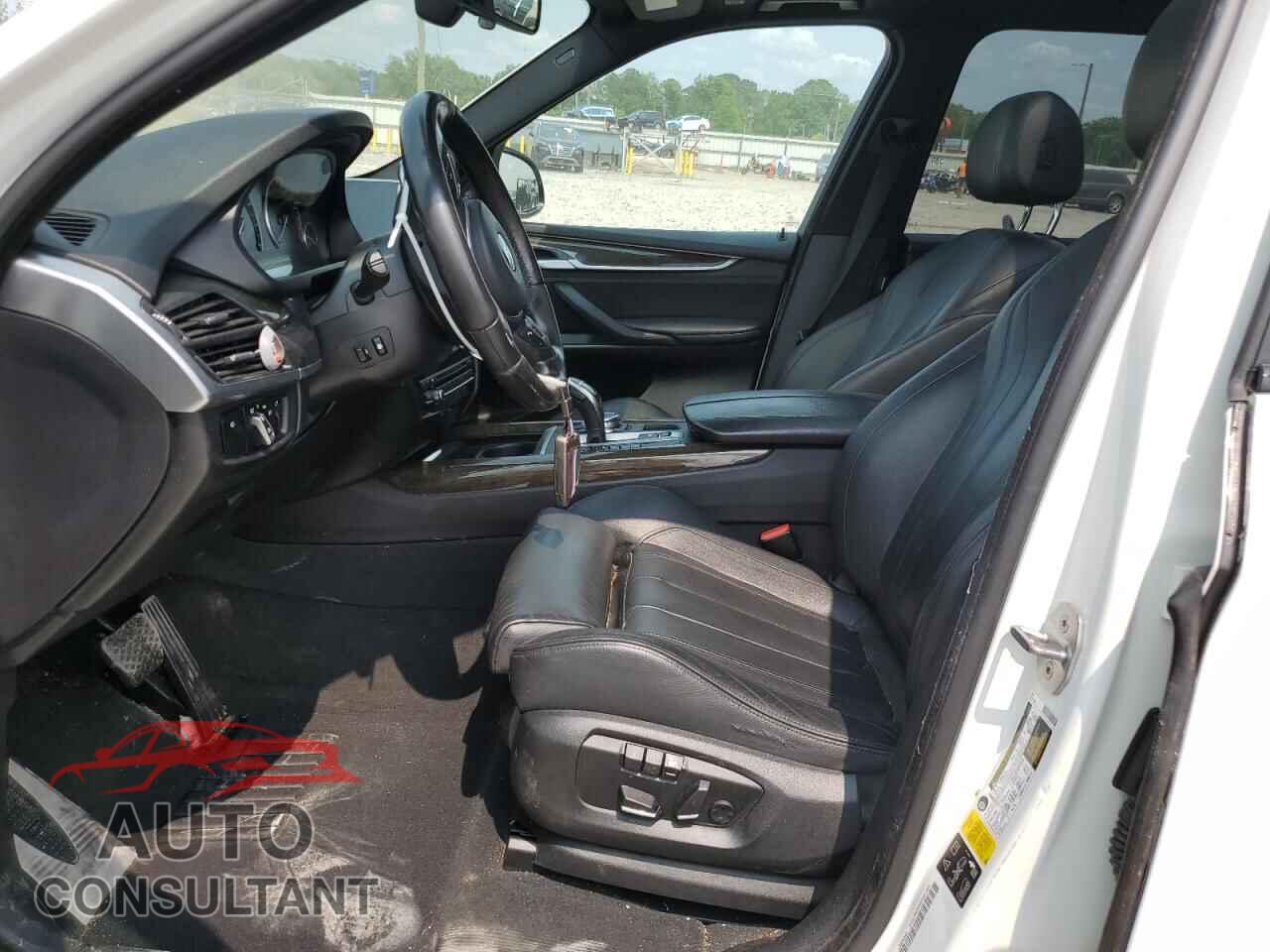 BMW X5 2015 - 5UXKR0C58F0P14889