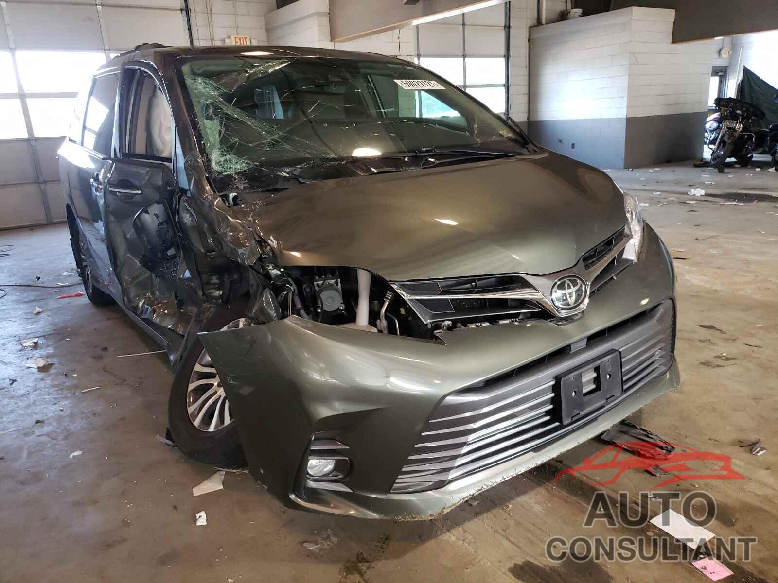 TOYOTA SIENNA 2018 - 5TDYZ3DC1JS958139