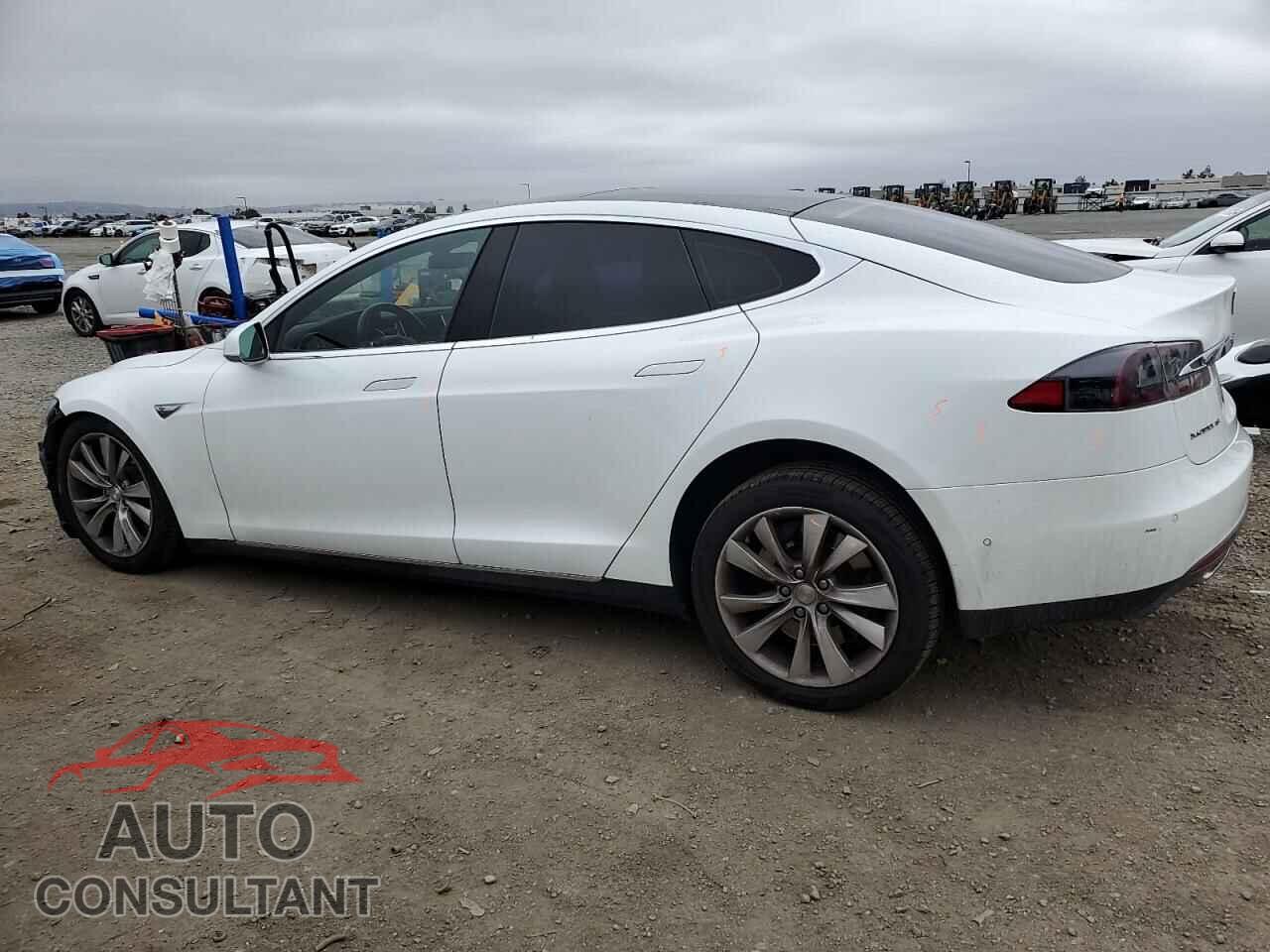 TESLA MODEL S 2016 - 5YJSA1E27GF128642