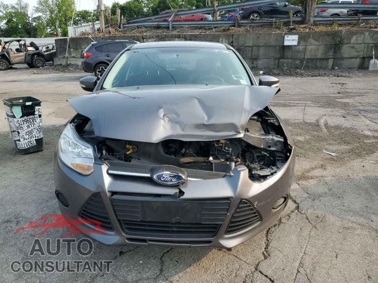 FORD FOCUS 2014 - 1FADP3K28EL272501