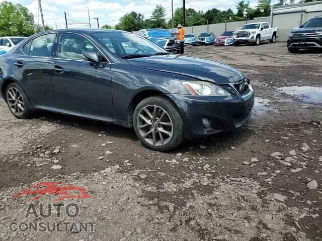 LEXUS IS 2011 - JTHCF5C24B5052726