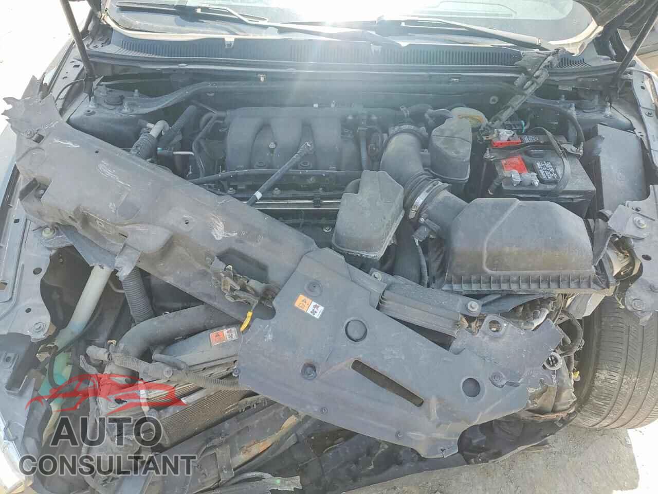 FORD TAURUS 2013 - 1FAHP2E87DG118316