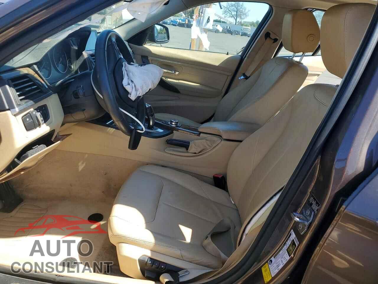 BMW 3 SERIES 2013 - WBA3A5C56DF352806