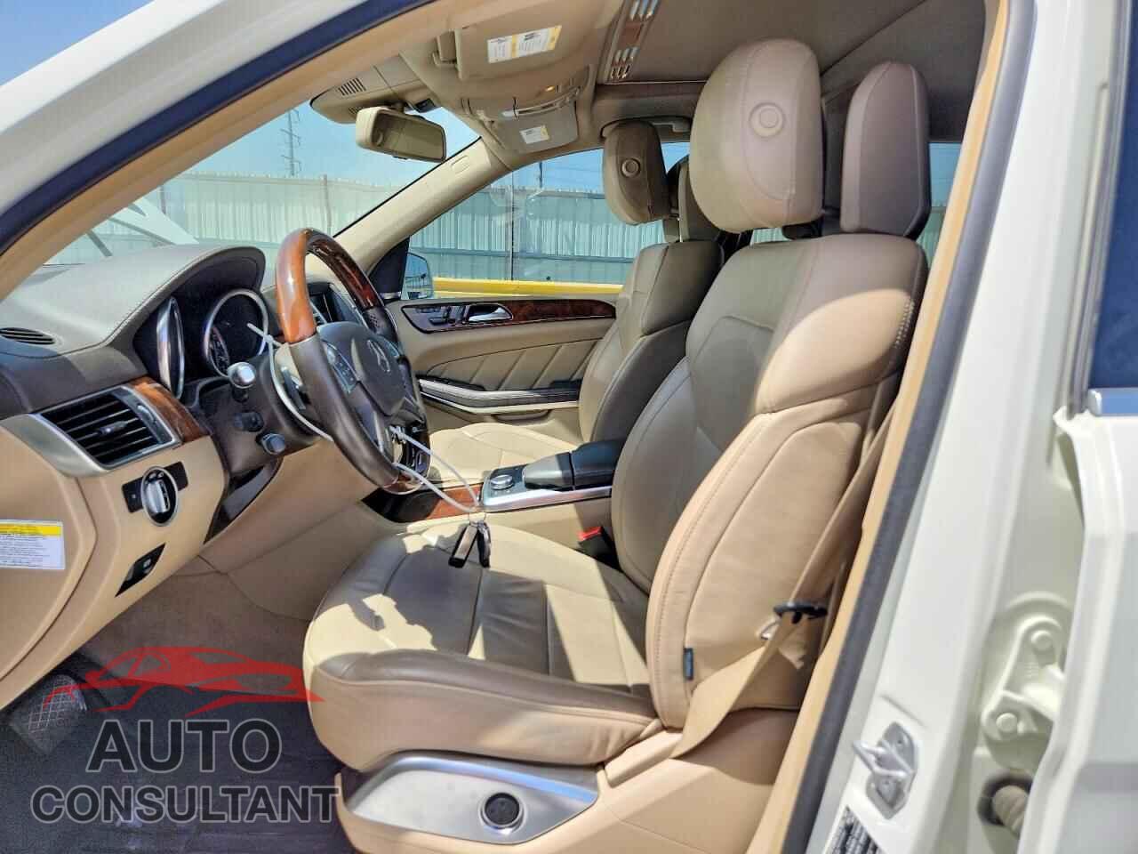 MERCEDES-BENZ GL-CLASS 2013 - 4JGDF7CE9DA128281
