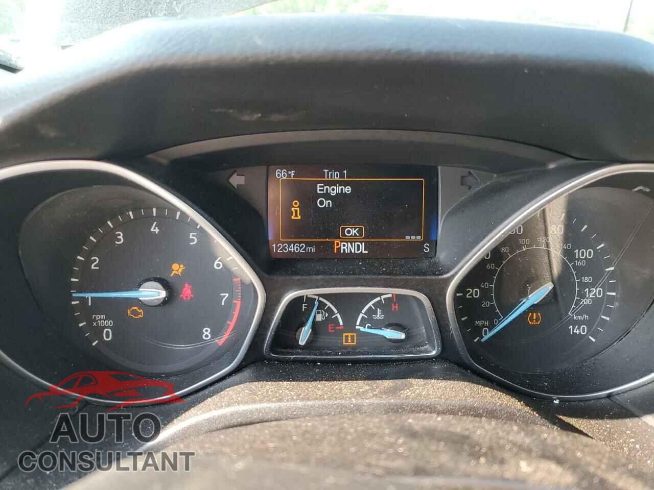 FORD FOCUS 2016 - 1FADP3K21GL243439