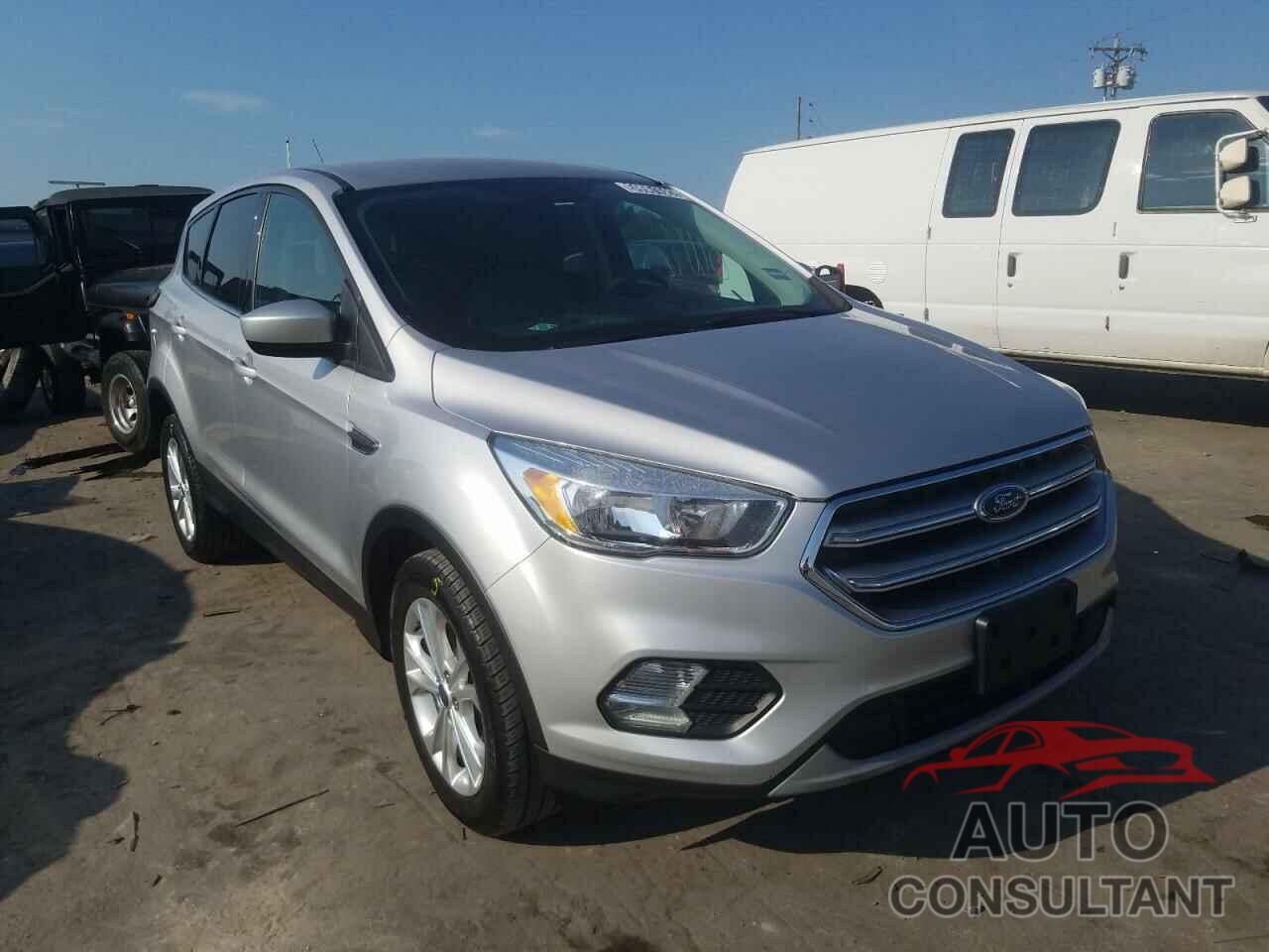 FORD ESCAPE 2017 - 1FMCU0GD4HUD24966