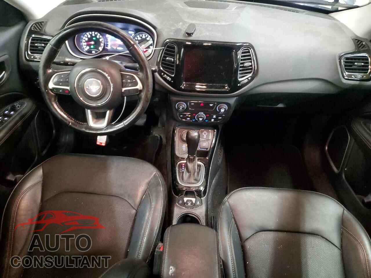 JEEP COMPASS 2020 - 3C4NJDCB1LT216096