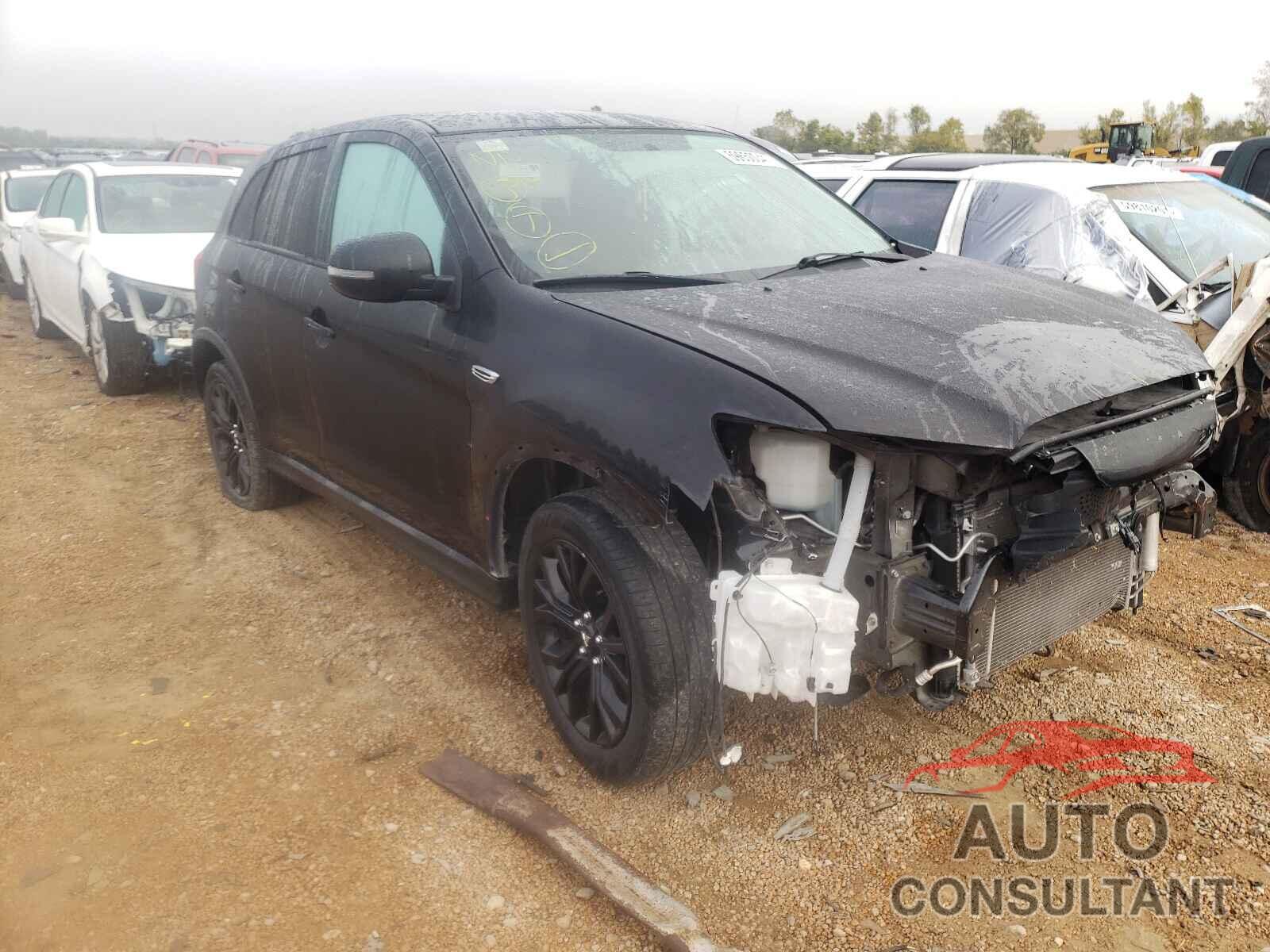 MITSUBISHI OUTLANDER 2019 - JA4AR3AU6KU025584